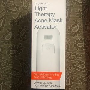 Neutrogena Light Therapy Acne Mask Activator
